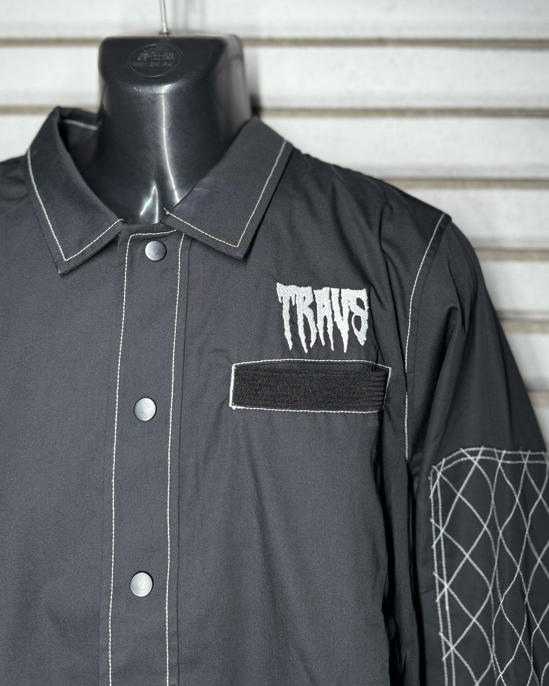 TRAVS Worker Coach JKT